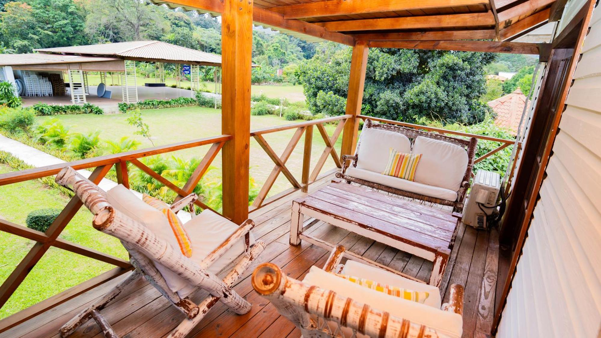 Guacamayos Hotel Bonao Exterior photo