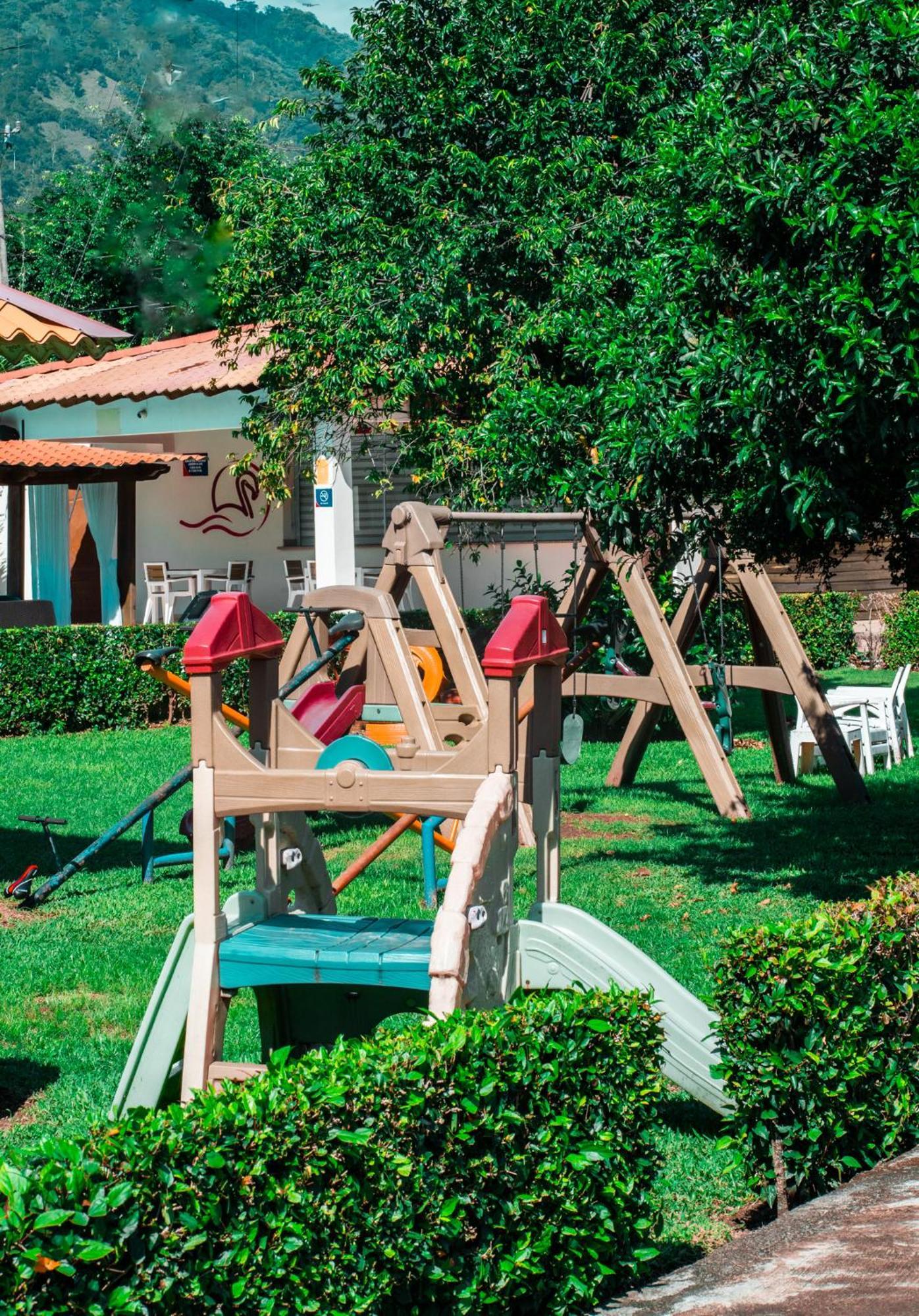 Guacamayos Hotel Bonao Exterior photo
